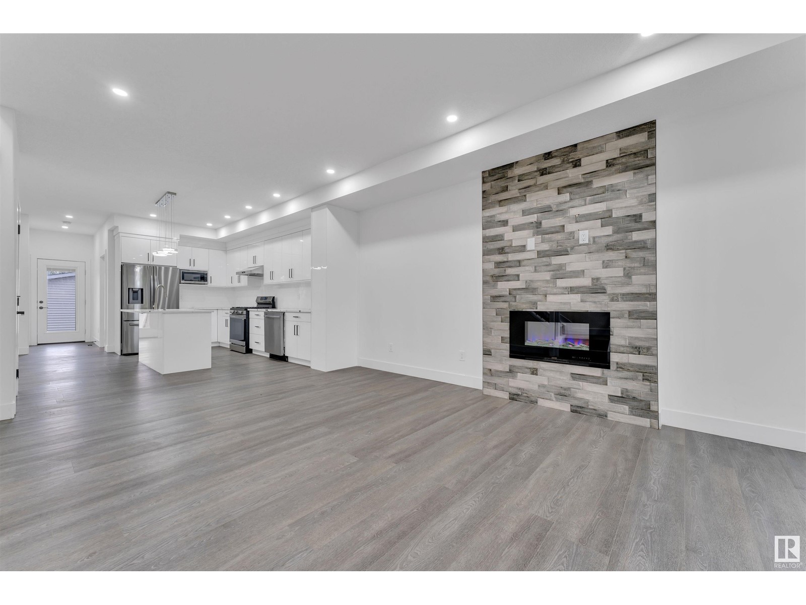 7540 81 Av Nw, Edmonton, Alberta  T6C 0B5 - Photo 4 - E4437681