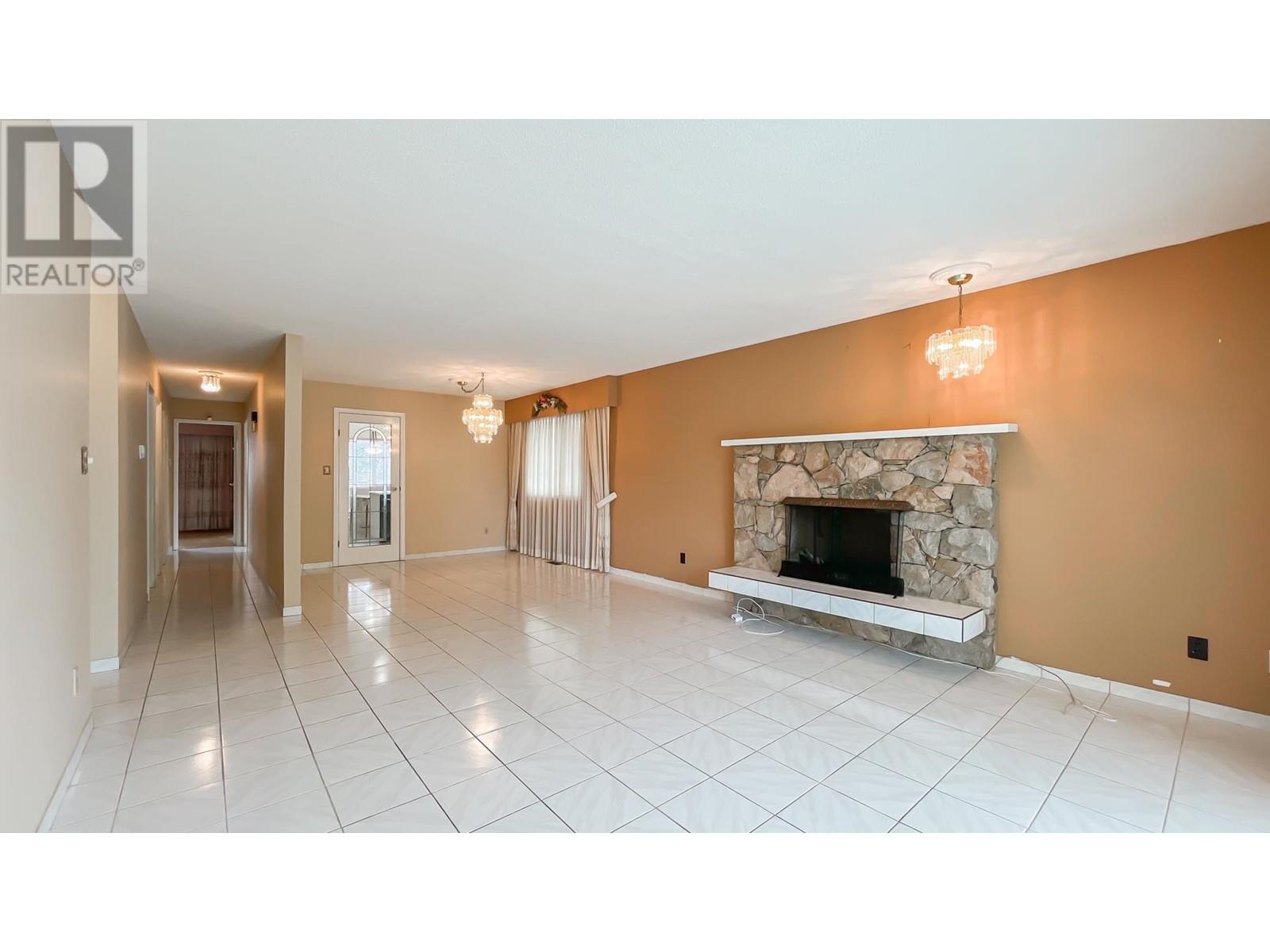 4266 Boundary Road, Burnaby, British Columbia  V5R 2M9 - Photo 8 - R3005765