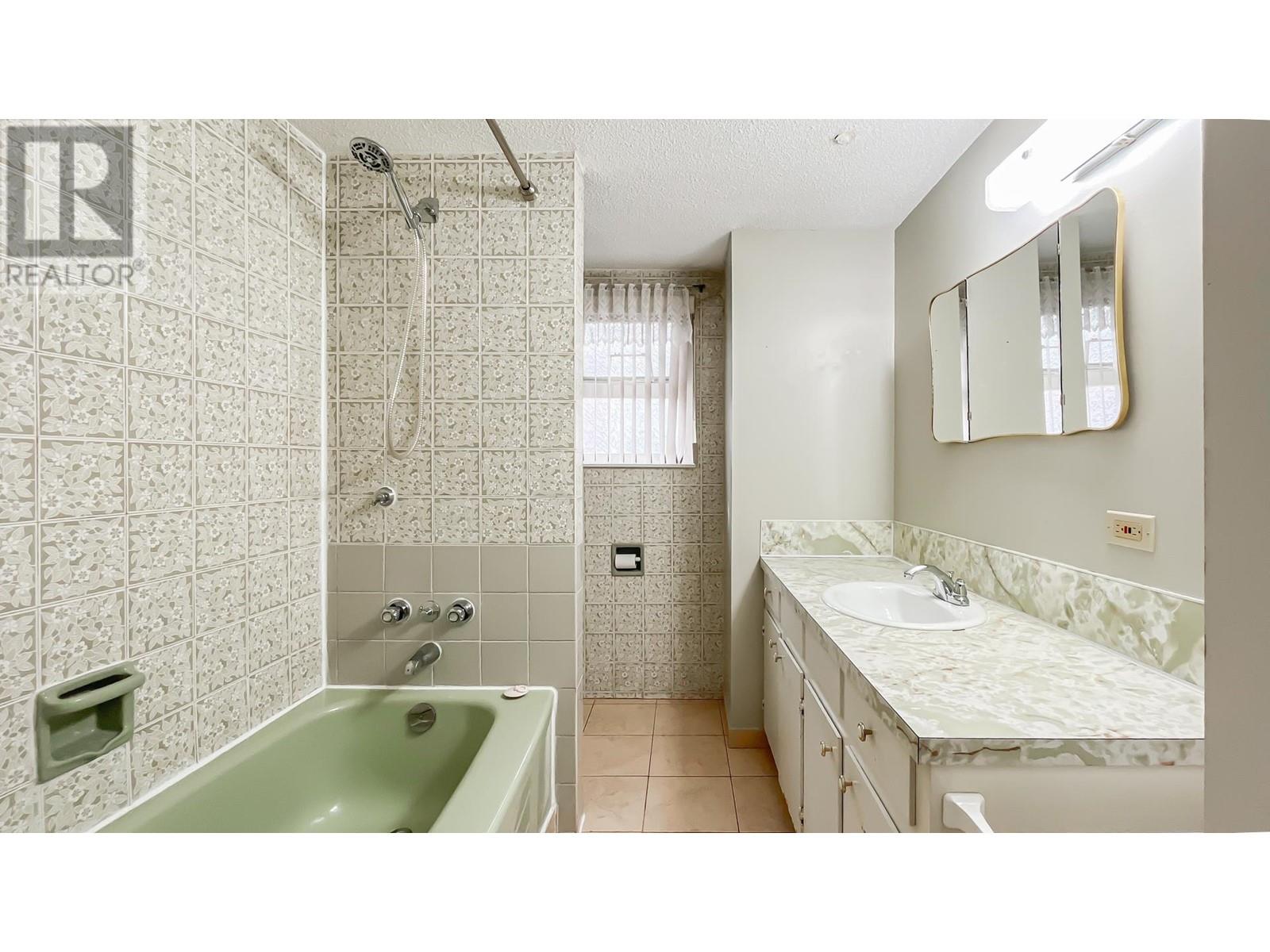 4266 Boundary Road, Burnaby, British Columbia  V5R 2M9 - Photo 33 - R3005765