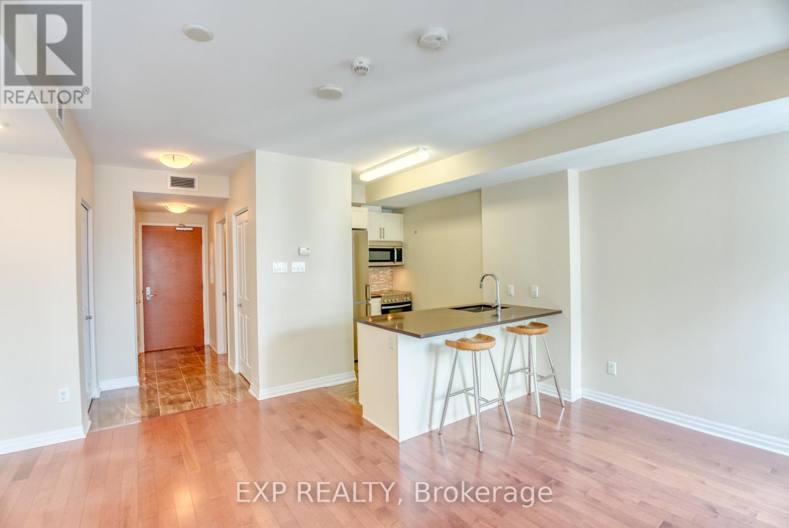 2508 - 195 Besserer Street, Ottawa, Ontario  K1N 0B6 - Photo 5 - X12164258