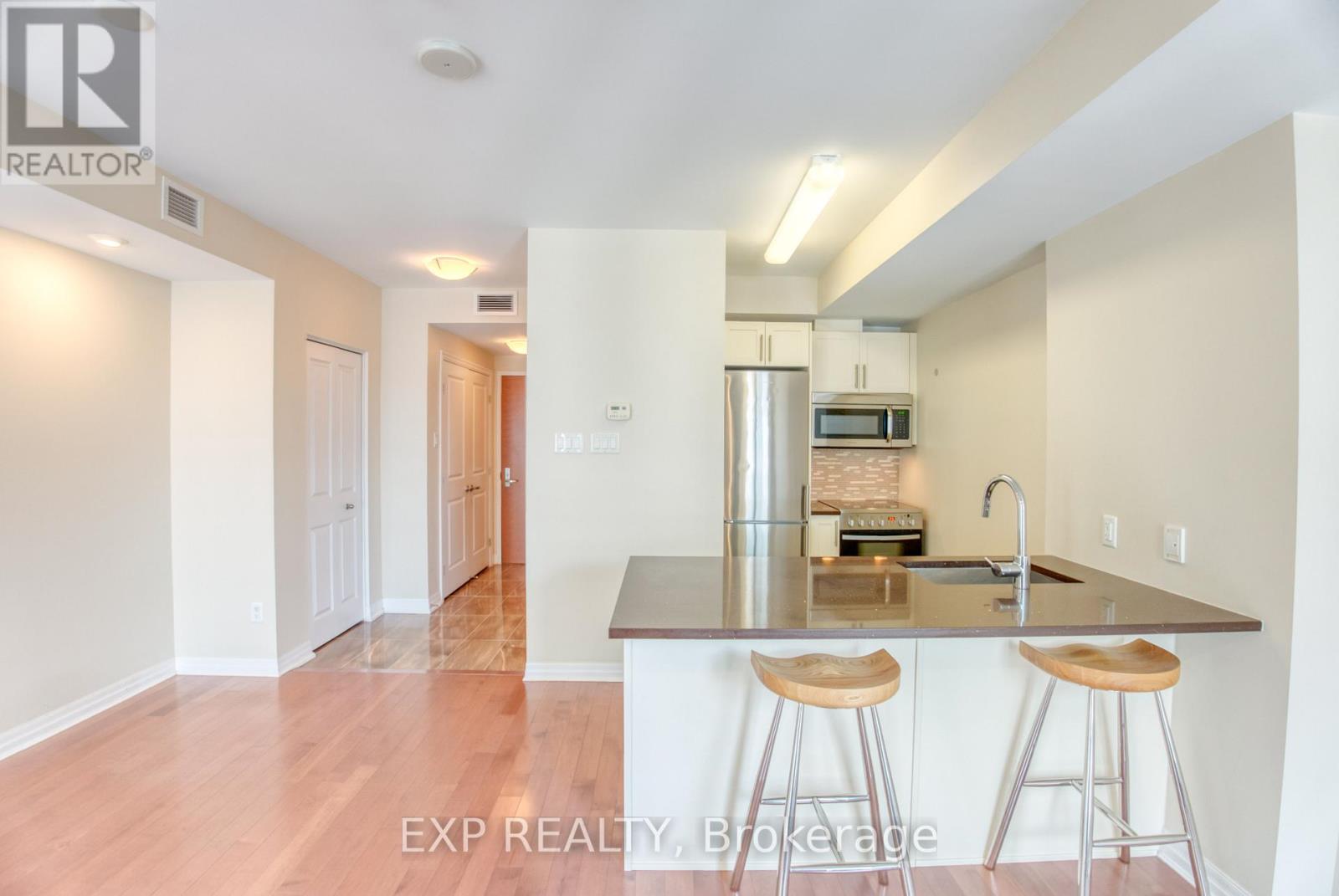 2508 - 195 Besserer Street, Ottawa, Ontario  K1N 0B6 - Photo 6 - X12164258