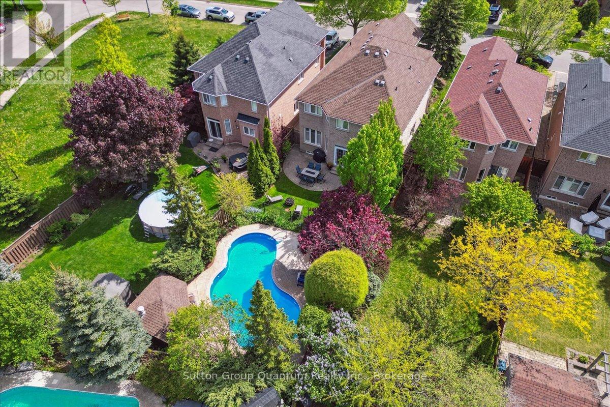 2477 Longridge Crescent, Oakville, Ontario  L6H 6S2 - Photo 42 - W12164257