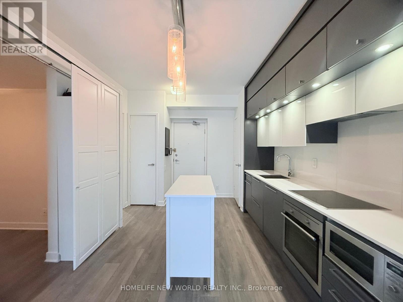 511 - 15 Grenville Street, Toronto, Ontario  M4Y 0B9 - Photo 5 - C12030680