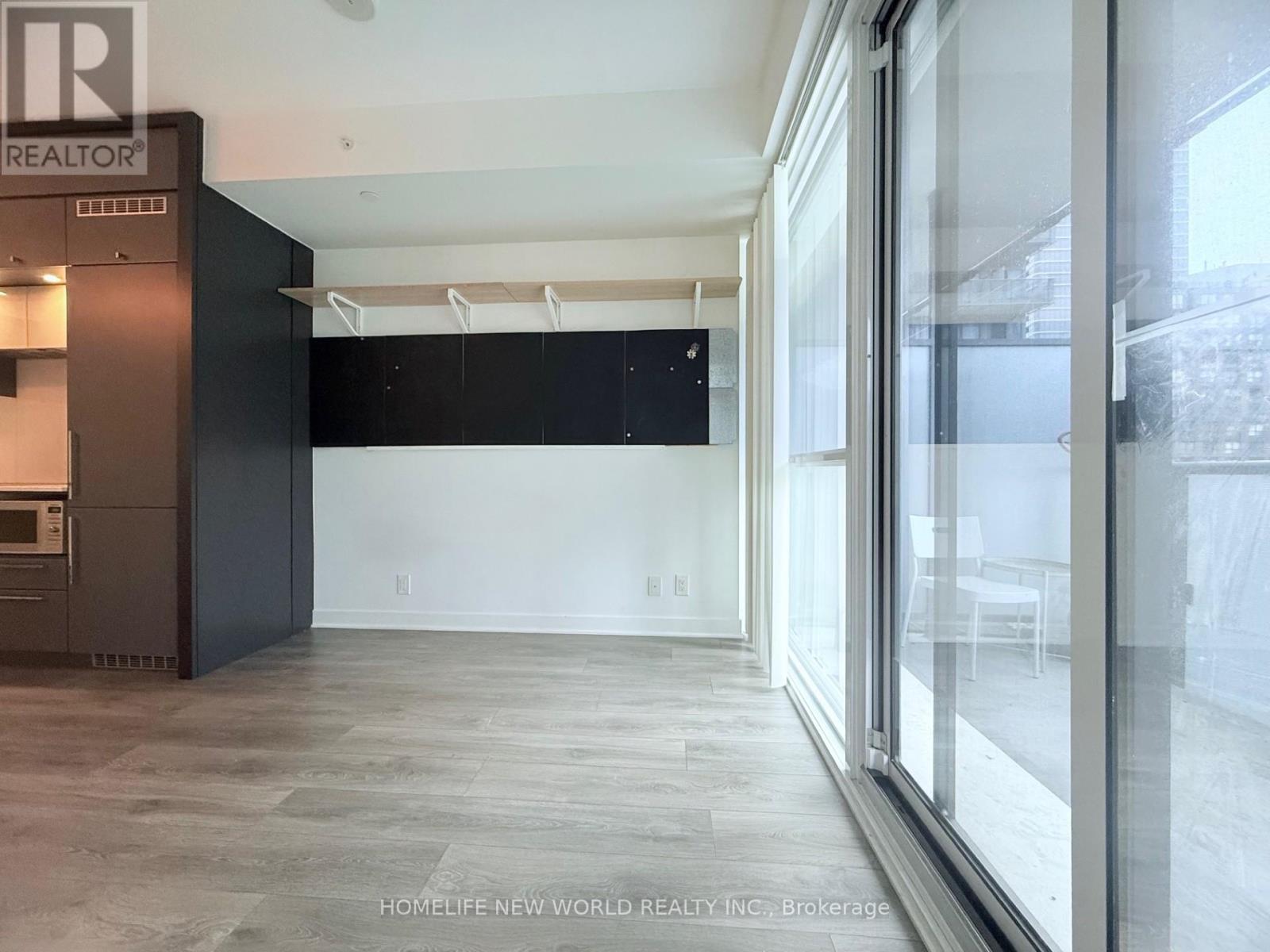 511 - 15 Grenville Street, Toronto, Ontario  M4Y 0B9 - Photo 8 - C12030680