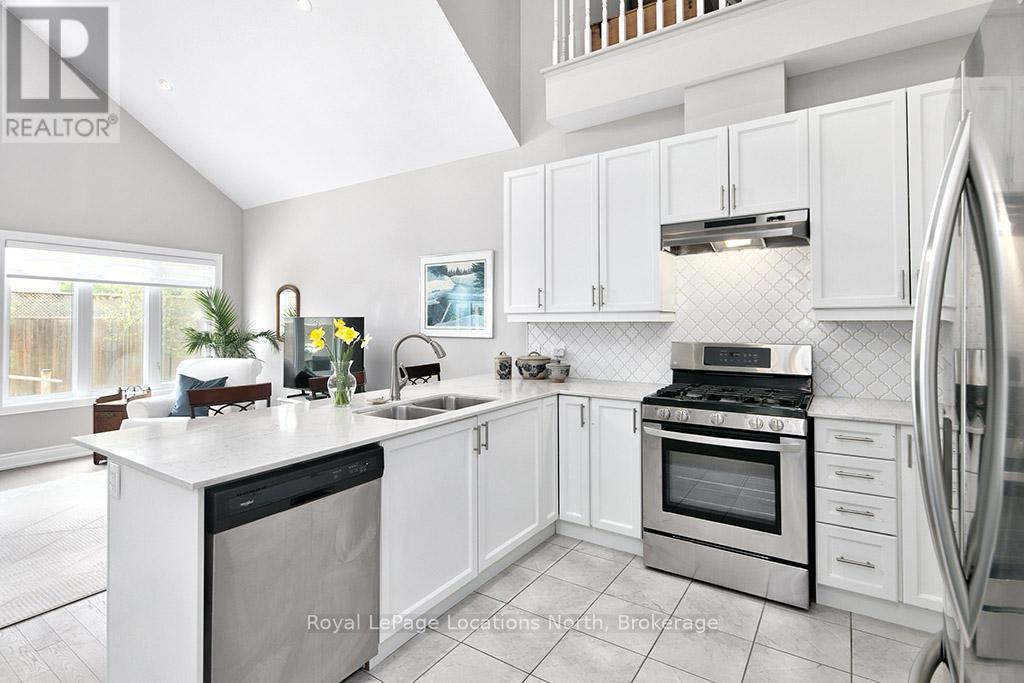 18 - 4 Kari Crescent W, Collingwood, Ontario  L9Y 0Z6 - Photo 11 - S12164244