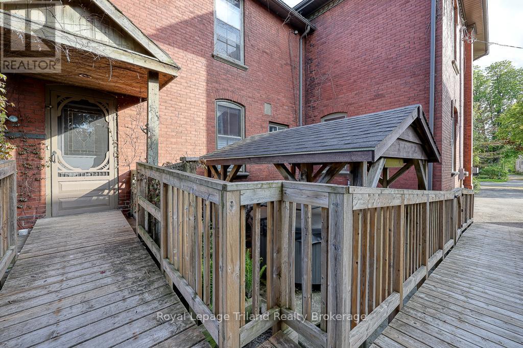 285 Oxford Street, Ingersoll, Ontario  N5C 2W2 - Photo 46 - X12164264