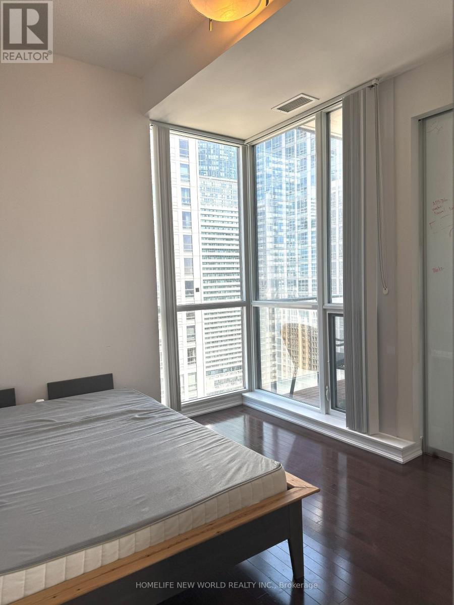 Ph206 - 770 Bay Street, Toronto, Ontario  M5G 1N6 - Photo 12 - C12164270
