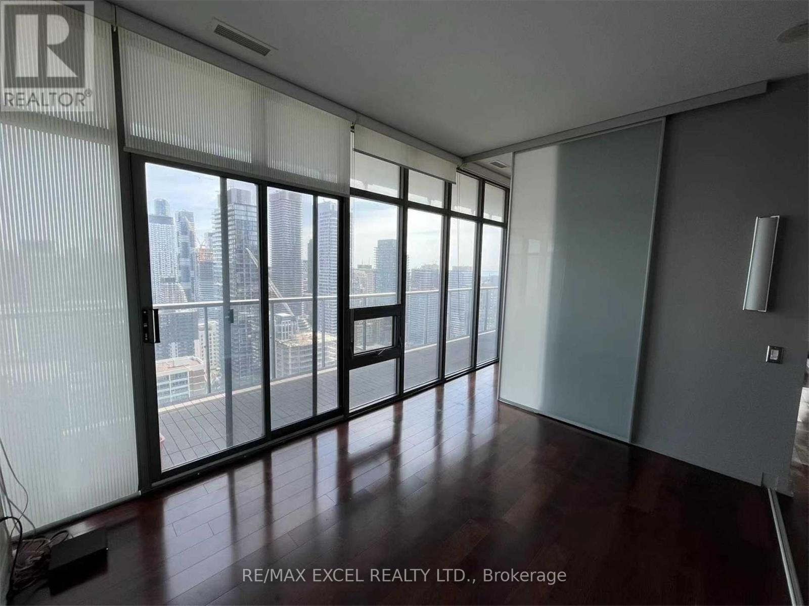 3204 - 33 Charles Street E, Toronto, Ontario  M4Y 0A2 - Photo 22 - C12164272