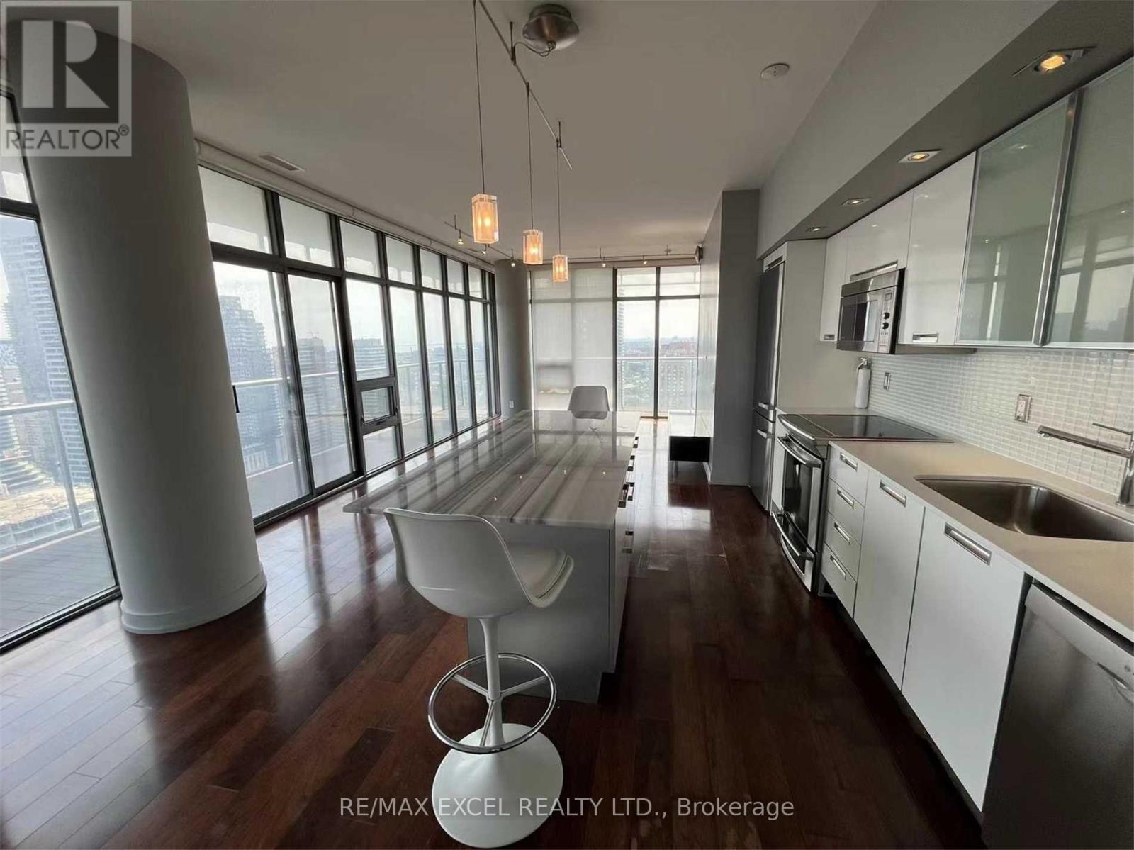 3204 - 33 Charles Street E, Toronto, Ontario  M4Y 0A2 - Photo 24 - C12164272
