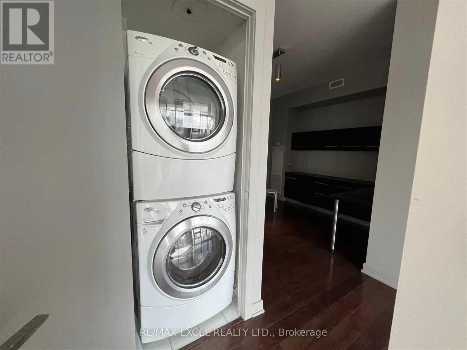 3204 - 33 Charles Street E, Toronto, Ontario  M4Y 0A2 - Photo 33 - C12164272
