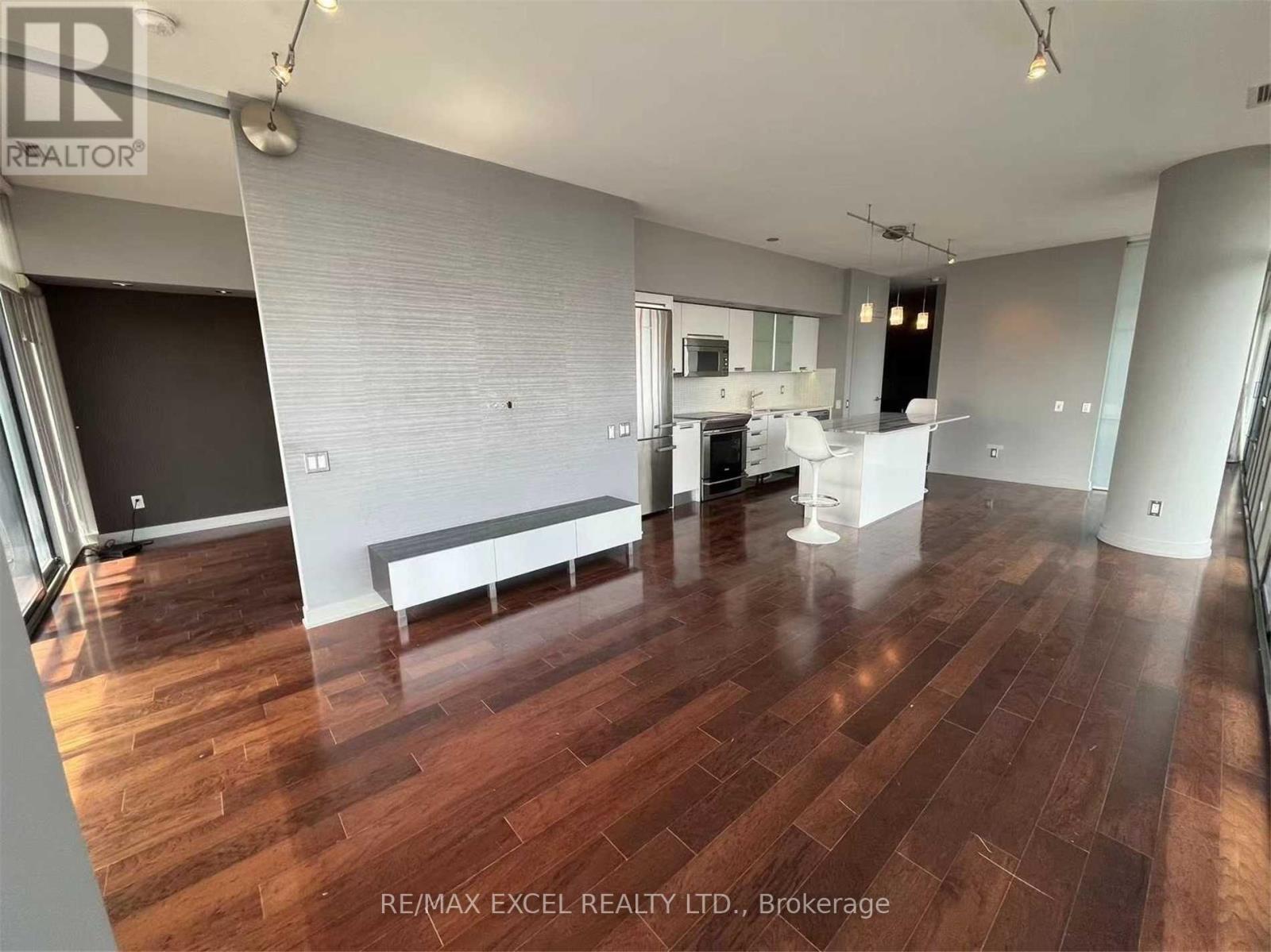 3204 - 33 Charles Street E, Toronto, Ontario  M4Y 0A2 - Photo 9 - C12164272