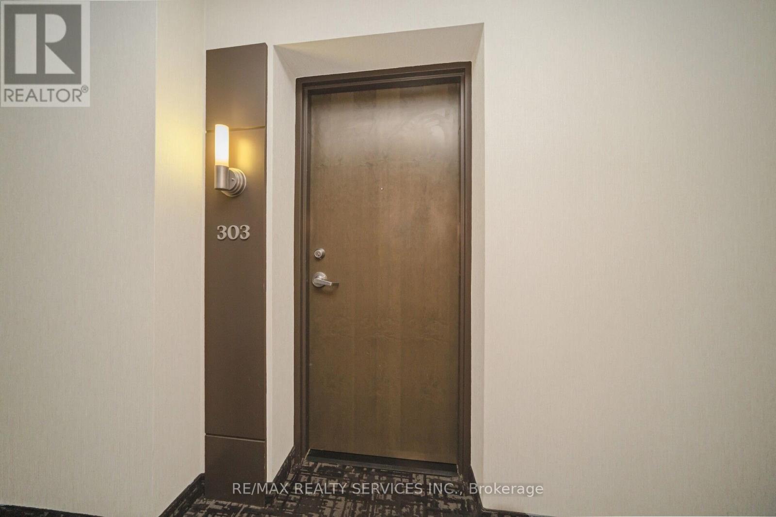 303 - 9 George Street E, Brampton, Ontario  L6Y 1P4 - Photo 8 - W12164267