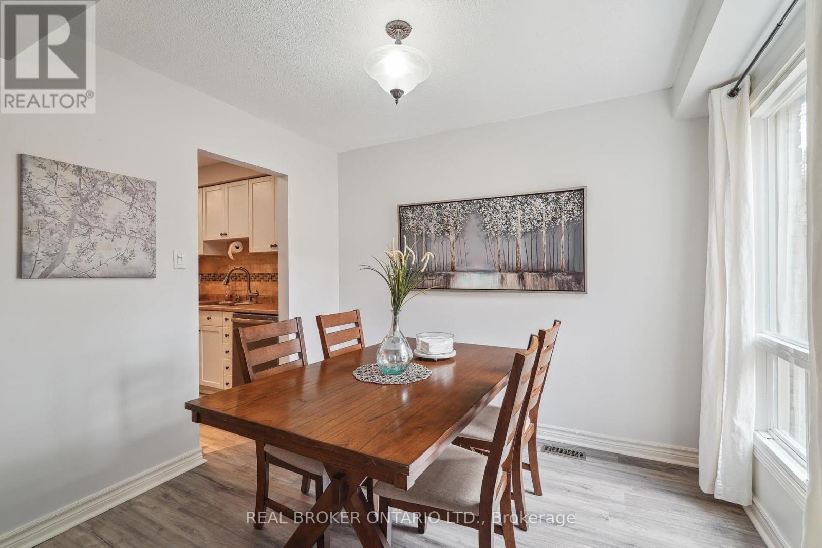 2709 Romark Mews, Mississauga, Ontario  L5L 2Z4 - Photo 11 - W12164275