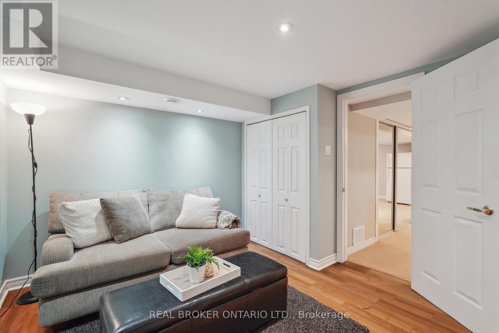 2709 Romark Mews, Mississauga, Ontario  L5L 2Z4 - Photo 24 - W12164275