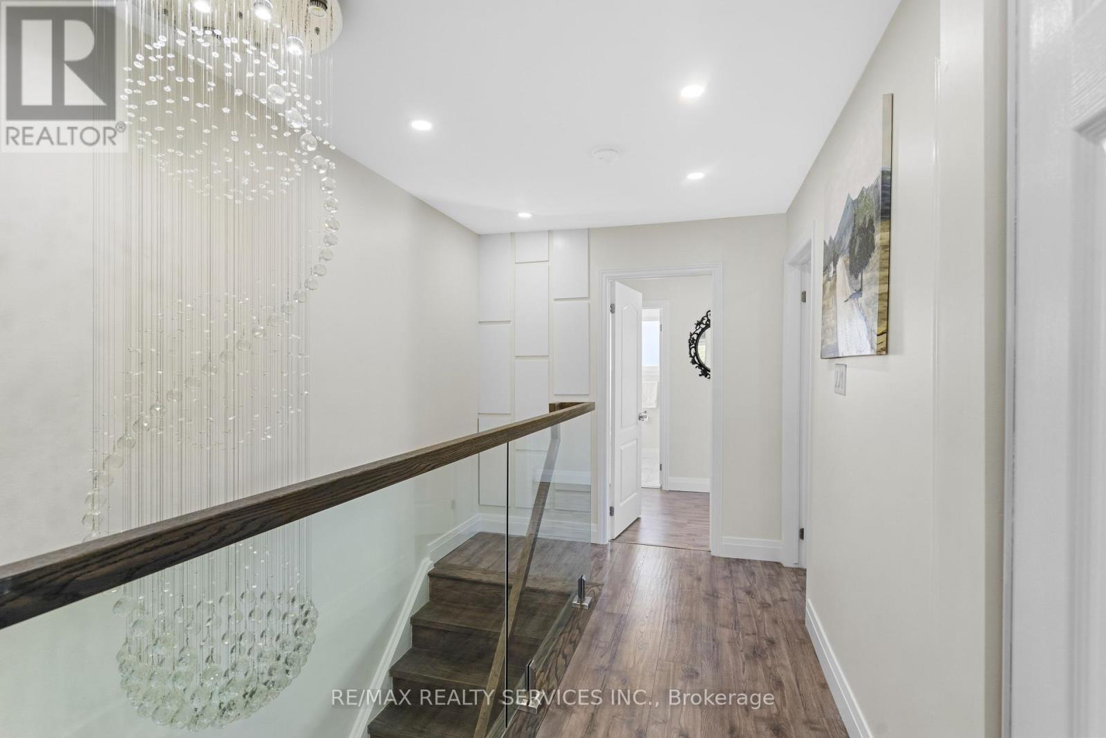 42 Horne Drive, Brampton, Ontario  L6V 2V3 - Photo 23 - W12161690