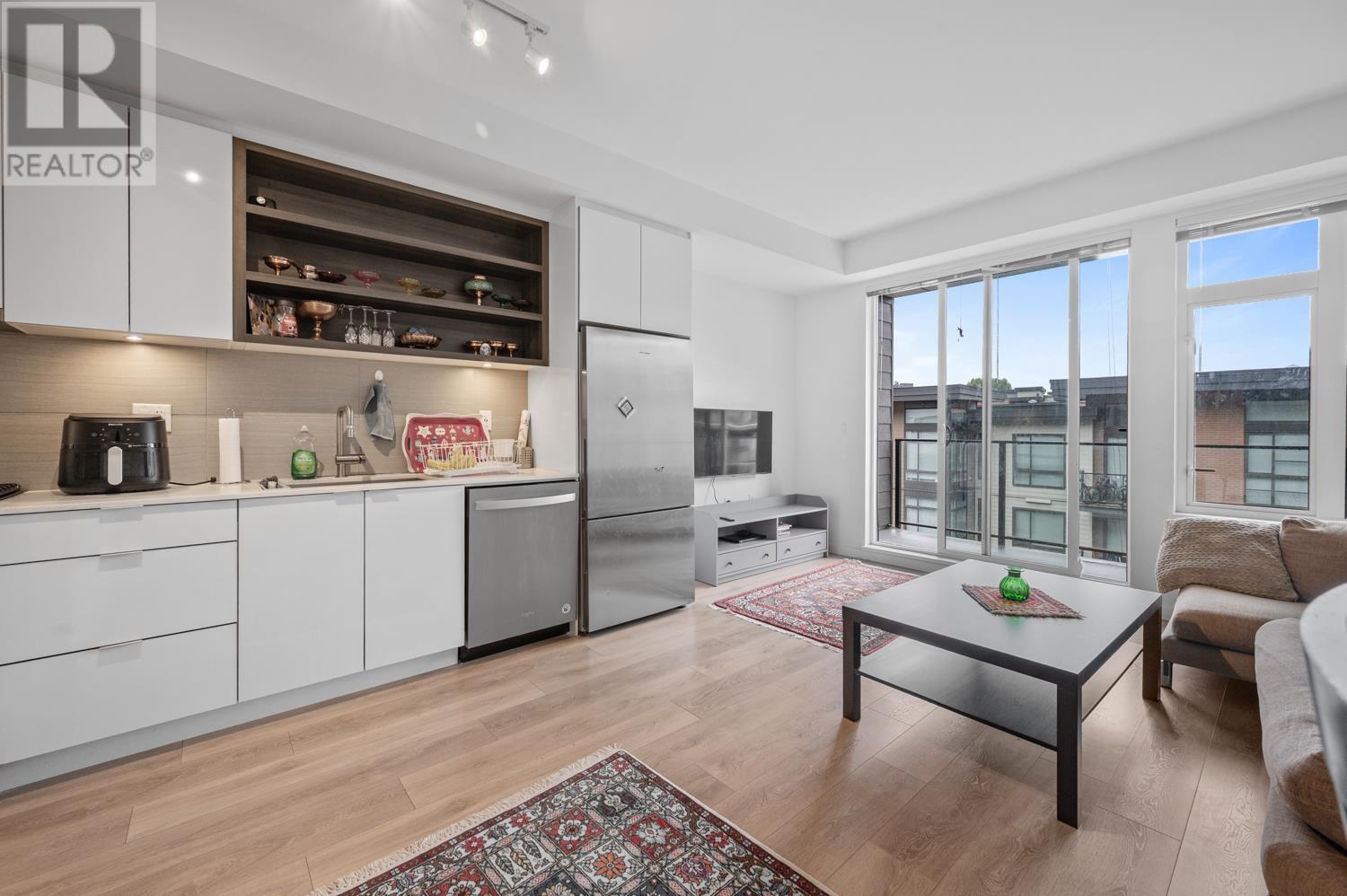 409 725 Marine Drive, North Vancouver, British Columbia  V7M 0G2 - Photo 6 - R3005795