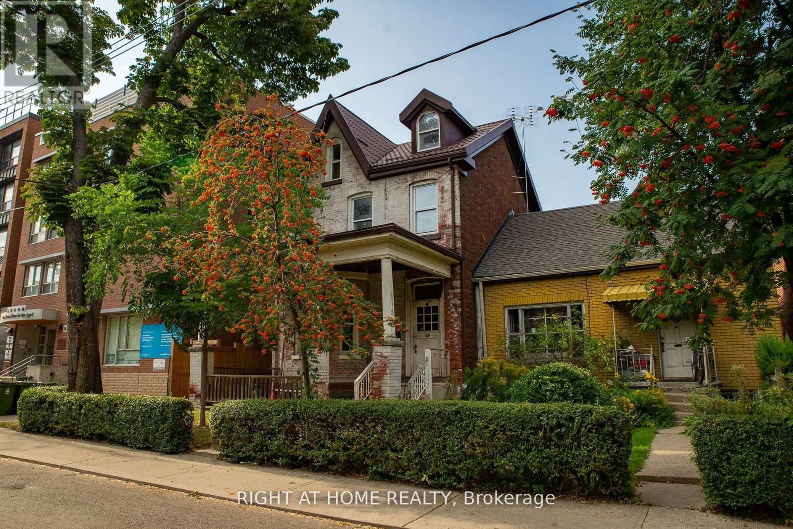 Property at 28 D'ARCY STREET image 3