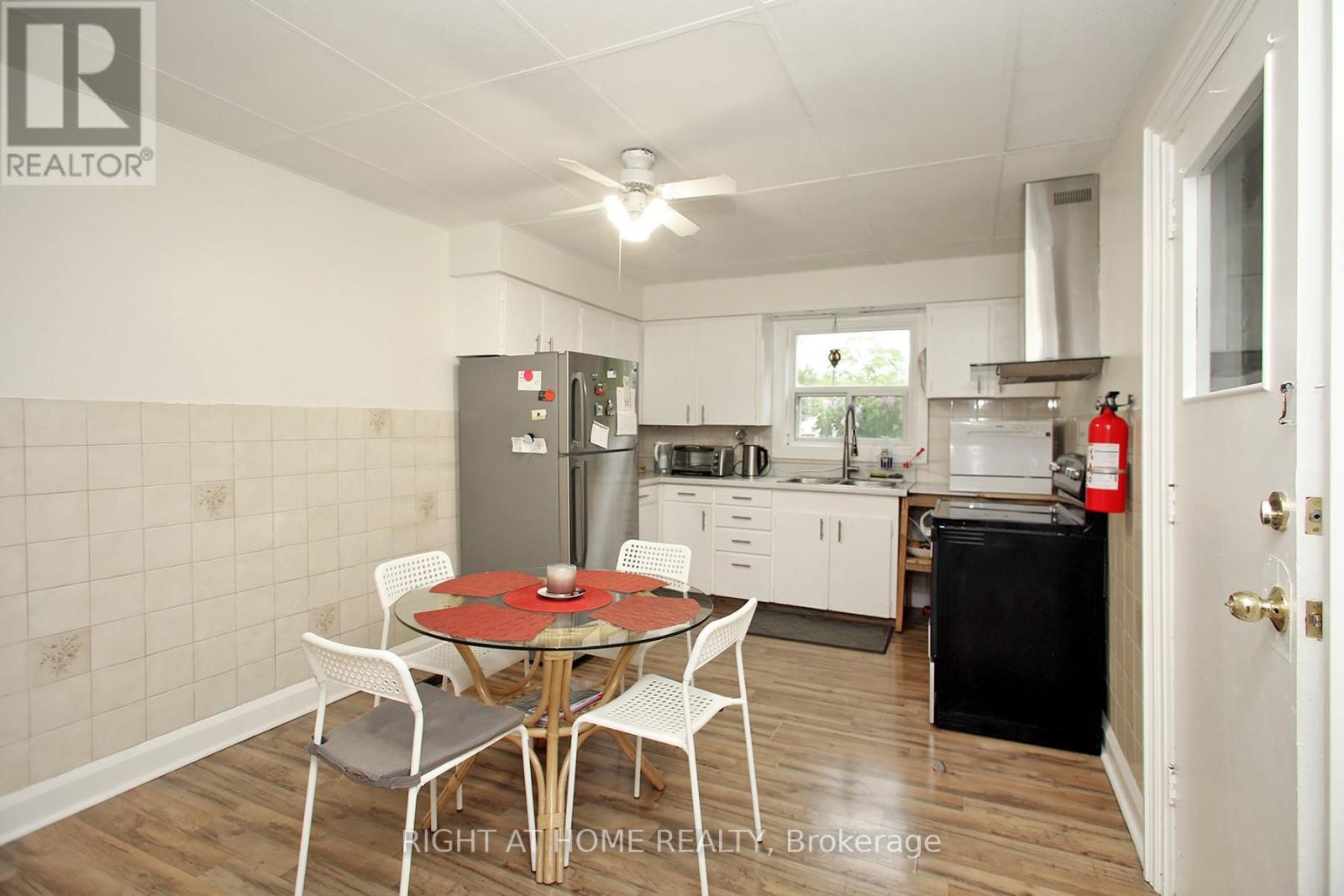 217 Celina Street, Oshawa, Ontario  L1H 4N7 - Photo 8 - E12164286