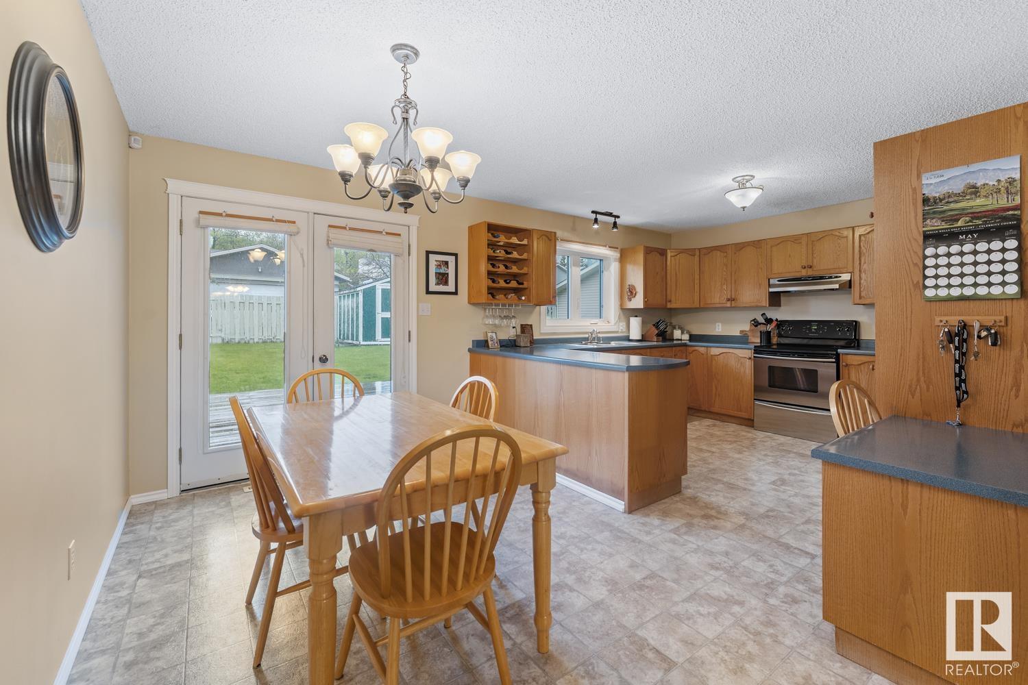 1005 11 St, Cold Lake, Alberta  T9M 1K2 - Photo 8 - E4437690