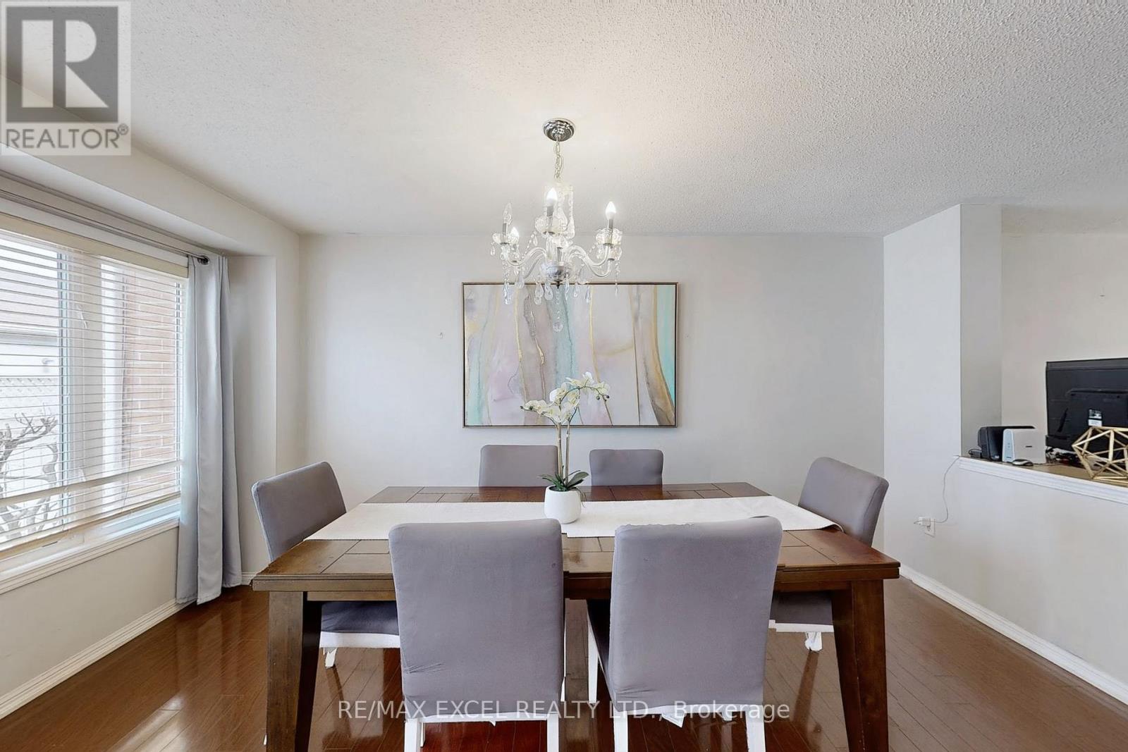 52 Morning Dove Drive, Markham, Ontario  L6B 1L2 - Photo 15 - N12164281
