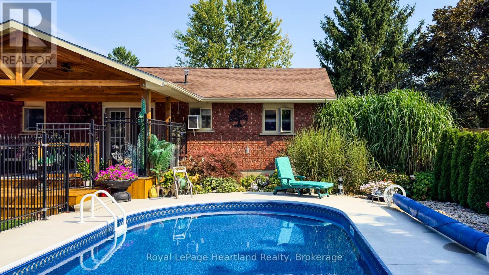30 North Street, Huron East, Ontario  N0K 1G0 - Photo 44 - X12161110