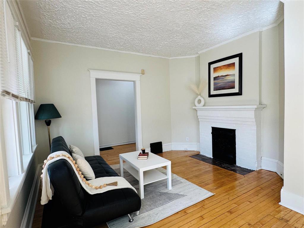 689 Beverley Street, Winnipeg, Manitoba  R3E 2A4 - Photo 4 - 202511568