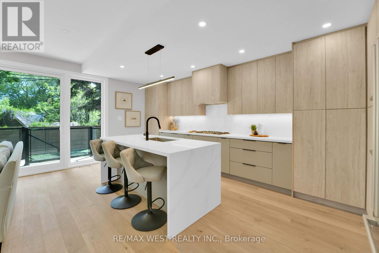 207 Winnett Avenue, Toronto, Ontario  M6C 3L8 - Photo 8 - C12164303