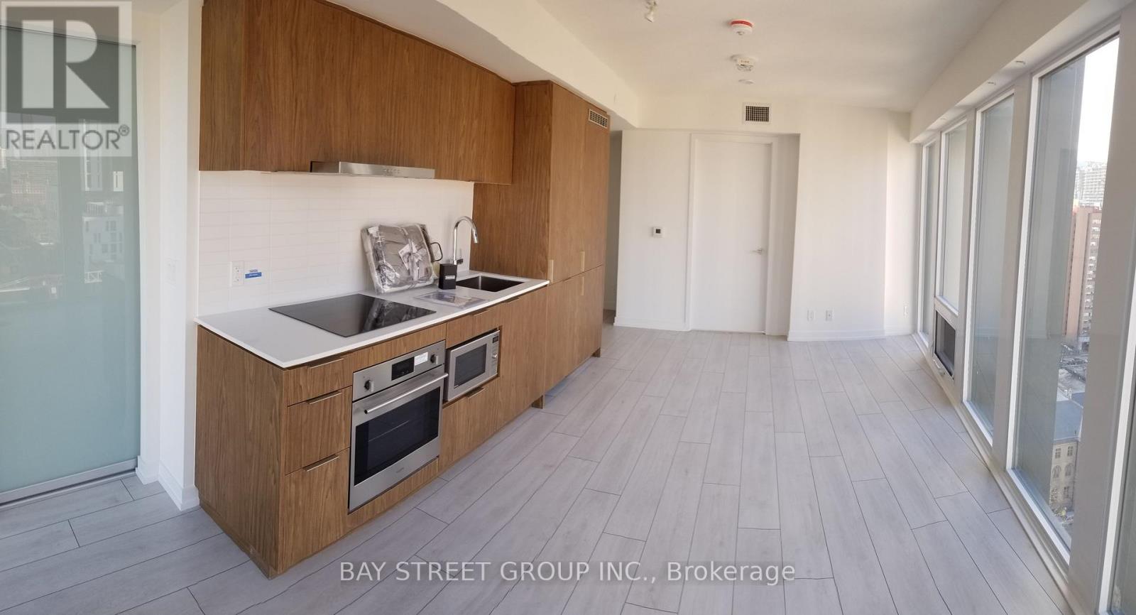 2111 - 60 Shuter Street, Toronto, Ontario  M5B 0B7 - Photo 1 - C12164305