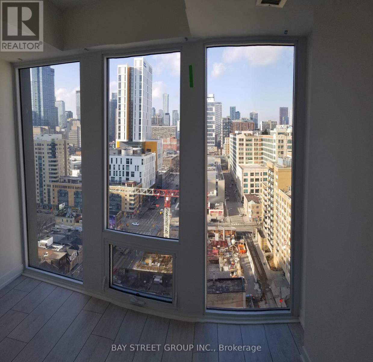 2111 - 60 Shuter Street, Toronto, Ontario  M5B 0B7 - Photo 2 - C12164305
