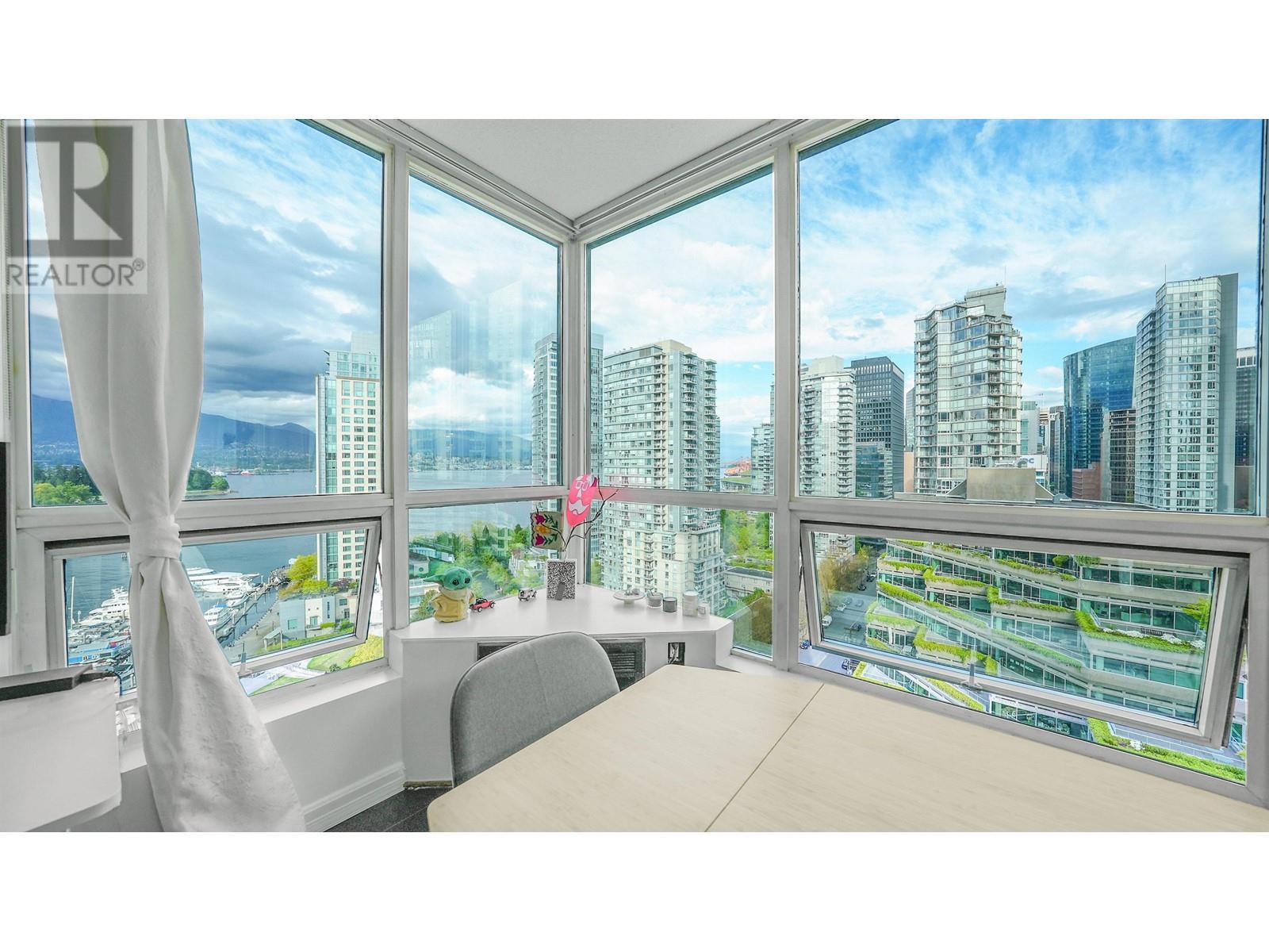 Property at 1704 555 JERVIS STREET image 2