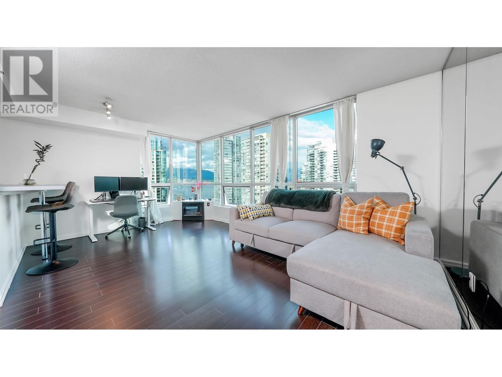 Property at 1704 555 JERVIS STREET image 5