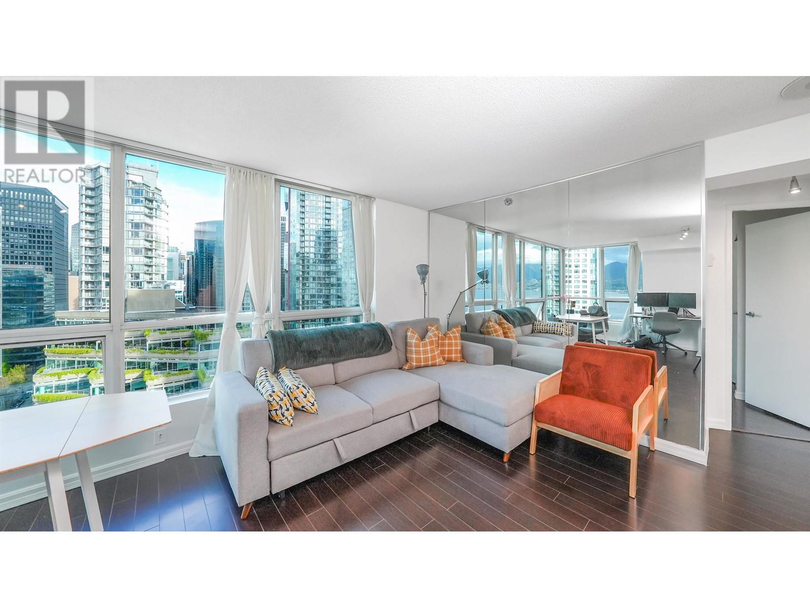 Property at 1704 555 JERVIS STREET image 3