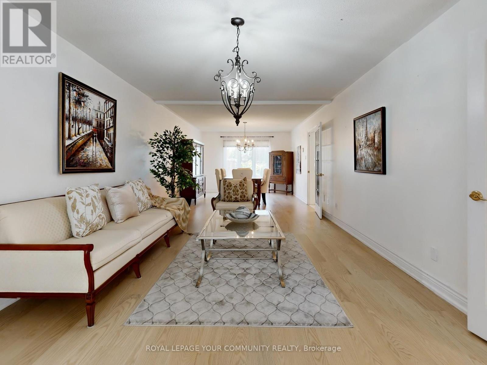 123 Kingsnorth Boulevard, Vaughan, Ontario  L4L 8J6 - Photo 6 - N12164314