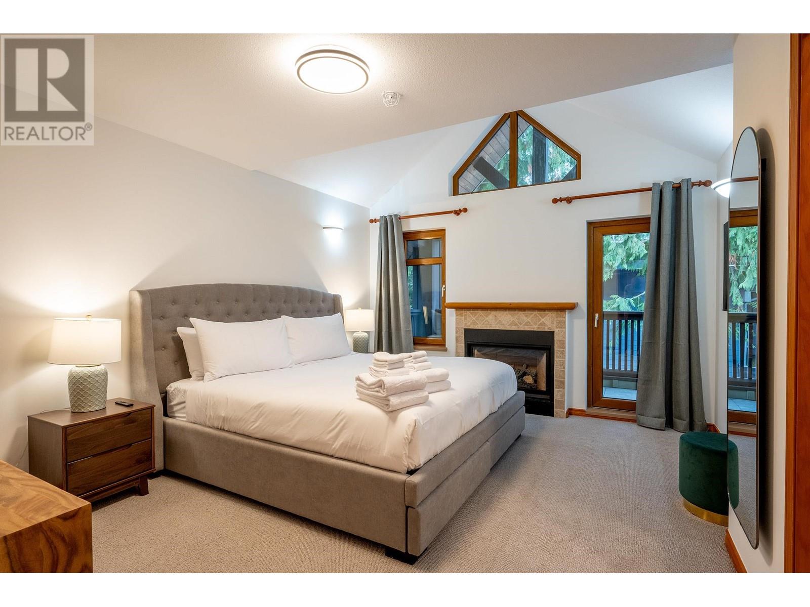3012 Alpine Crescent, Whistler, British Columbia  V8E 0B8 - Photo 8 - R3005304