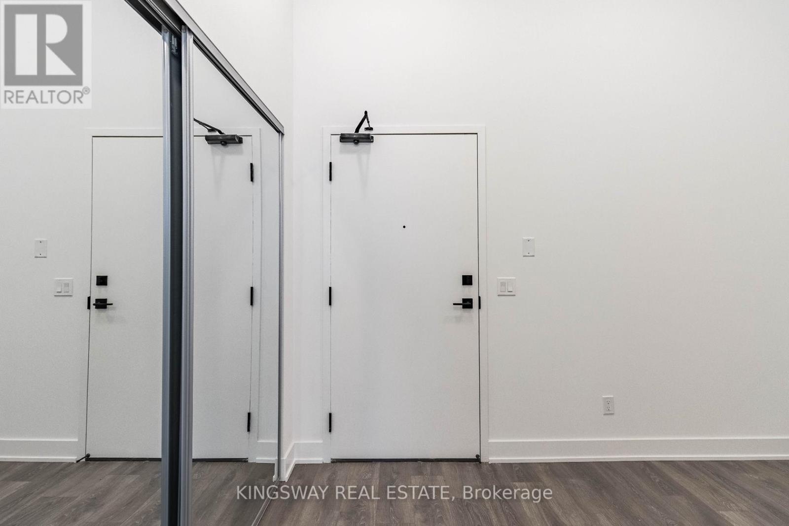 346 - 2485 Taunton Road, Oakville, Ontario  L6H 3R9 - Photo 7 - W12013568