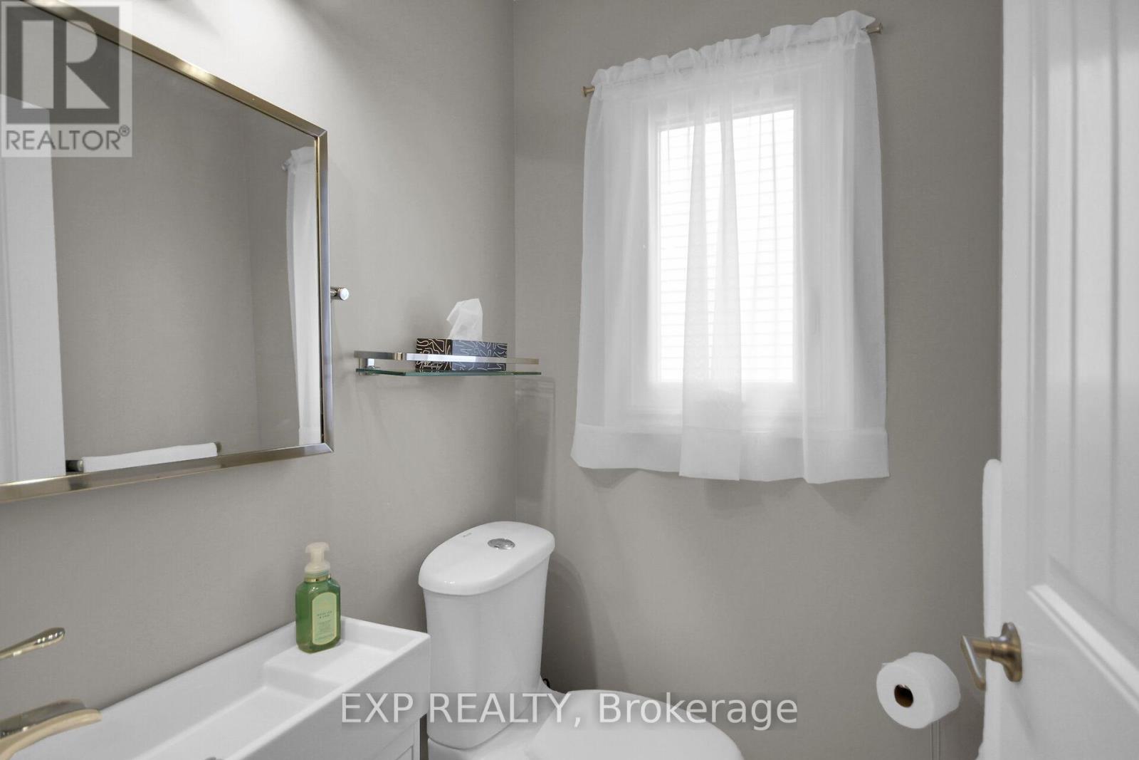 2001 Neepawa Avenue, Ottawa, Ontario  K2A 3L4 - Photo 23 - X12161094