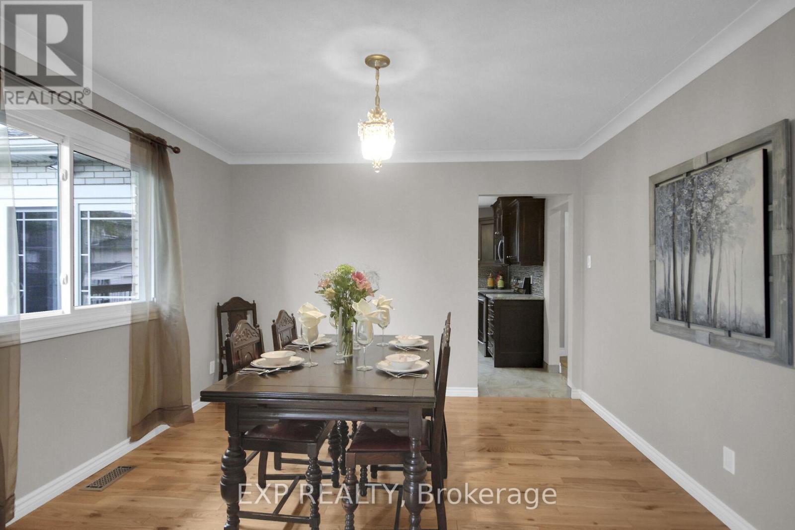 2001 Neepawa Avenue, Ottawa, Ontario  K2A 3L4 - Photo 19 - X12161094