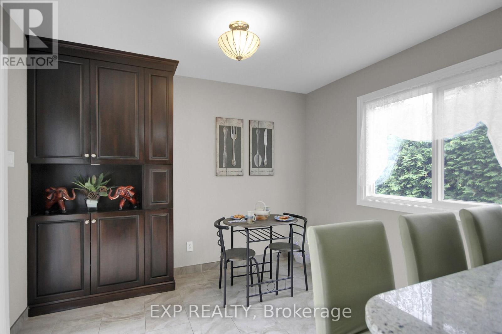 2001 Neepawa Avenue, Ottawa, Ontario  K2A 3L4 - Photo 29 - X12161094