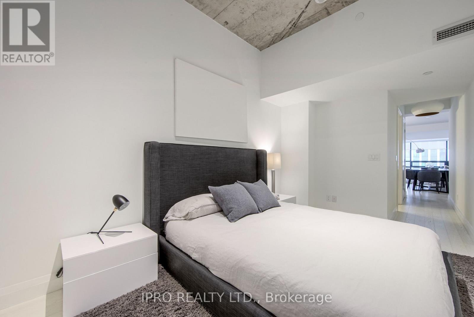 501 - 224 King Street W, Toronto, Ontario  M5V 1H8 - Photo 14 - C12164321