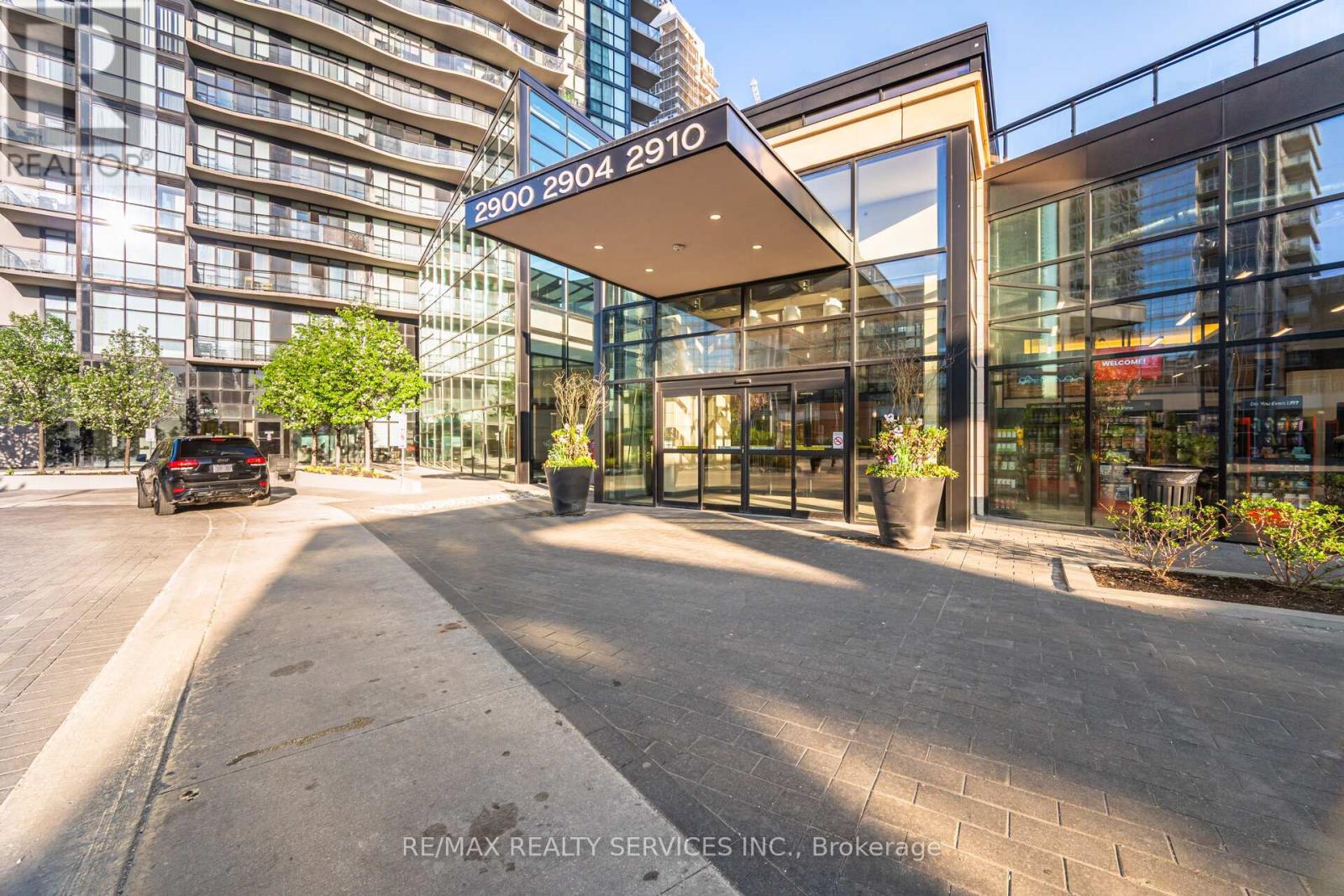 2902 - 2900 Highway 7 Road, Vaughan, Ontario  L4K 0G3 - Photo 2 - N12164172