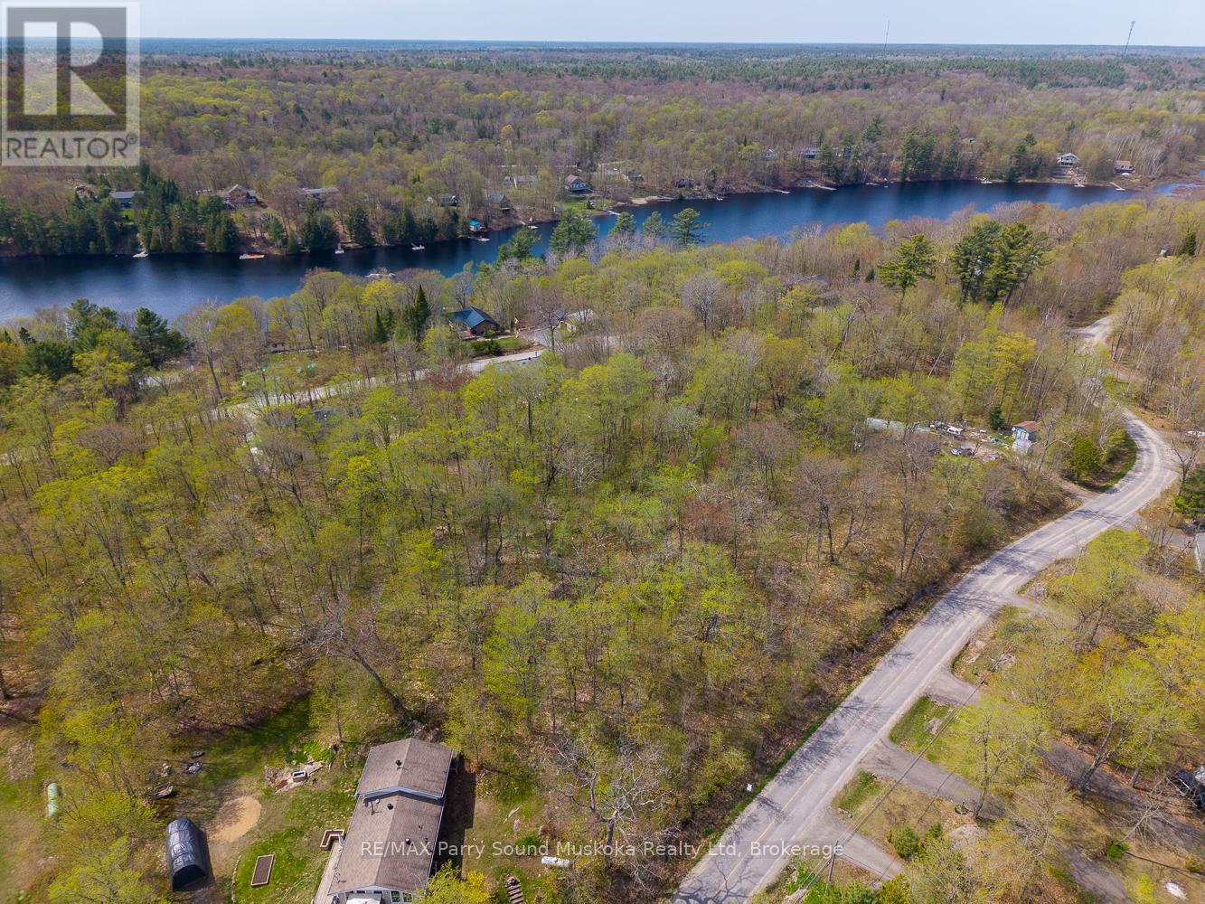 28 Beaver Trail, Mcdougall, Ontario  P2A 2W8 - Photo 8 - X12164334