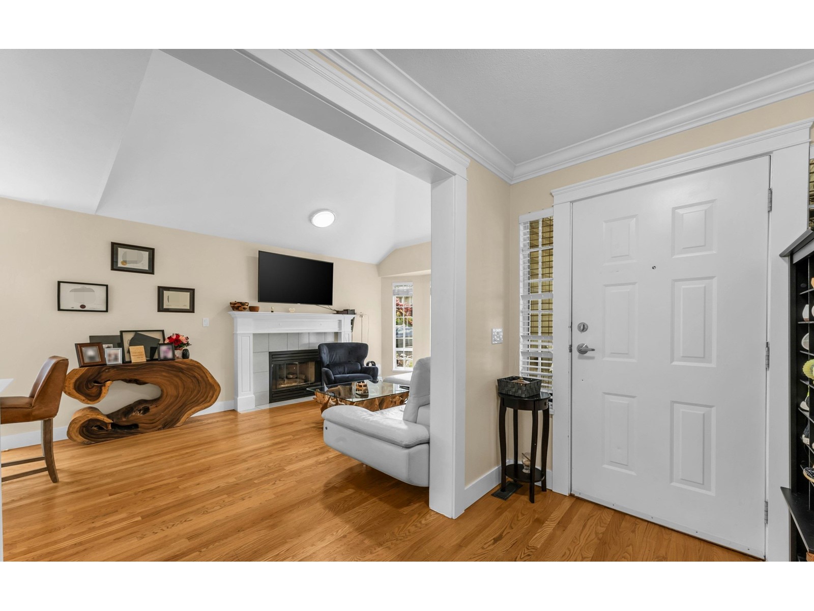 15295 111a Avenue, Surrey, British Columbia  V3R 0G4 - Photo 2 - R3005793