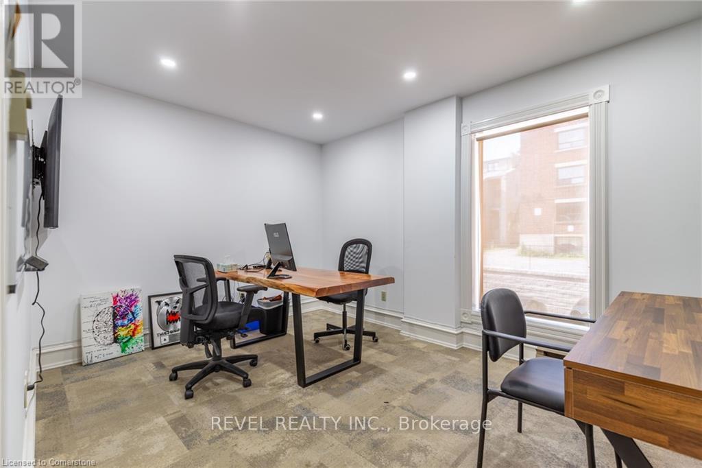 21 Bold Street, Hamilton, Ontario  L8P 1T3 - Photo 23 - X12164337