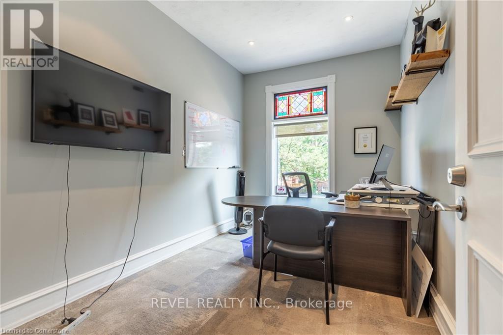 21 Bold Street, Hamilton, Ontario  L8P 1T3 - Photo 25 - X12164337