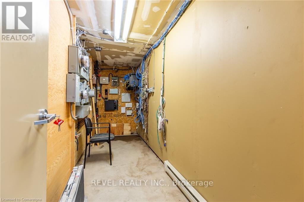 21 Bold Street, Hamilton, Ontario  L8P 1T3 - Photo 26 - X12164337