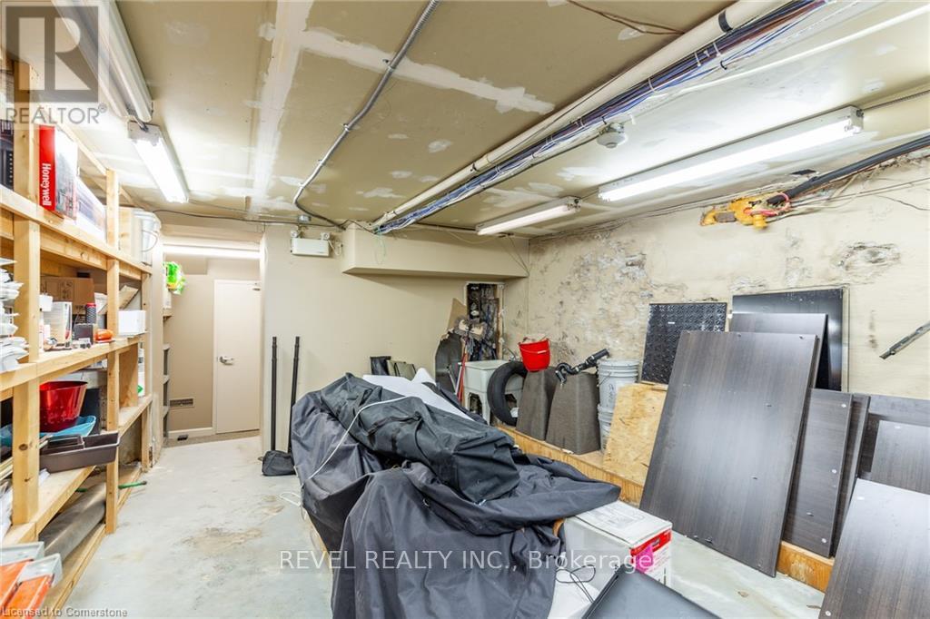 21 Bold Street, Hamilton, Ontario  L8P 1T3 - Photo 32 - X12164337