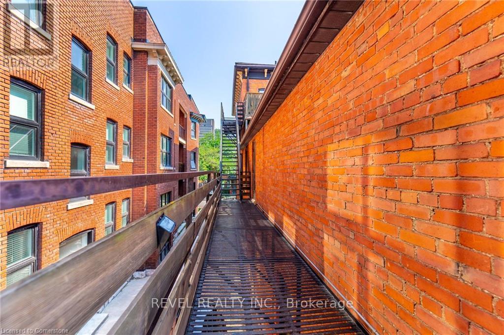 21 Bold Street, Hamilton, Ontario  L8P 1T3 - Photo 33 - X12164337