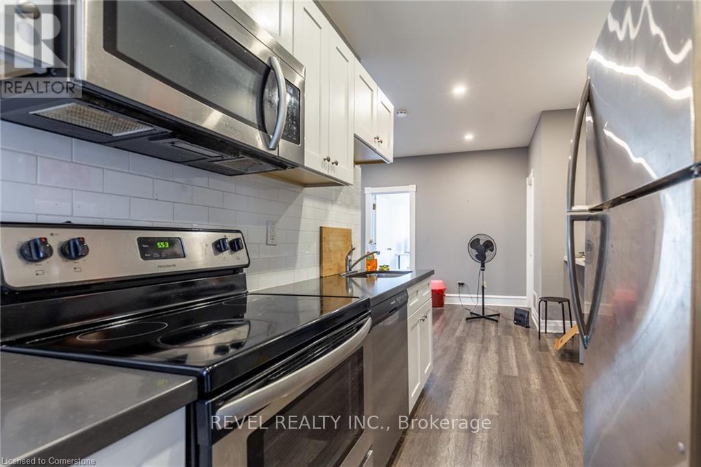 21 Bold Street, Hamilton, Ontario  L8P 1T3 - Photo 39 - X12164337