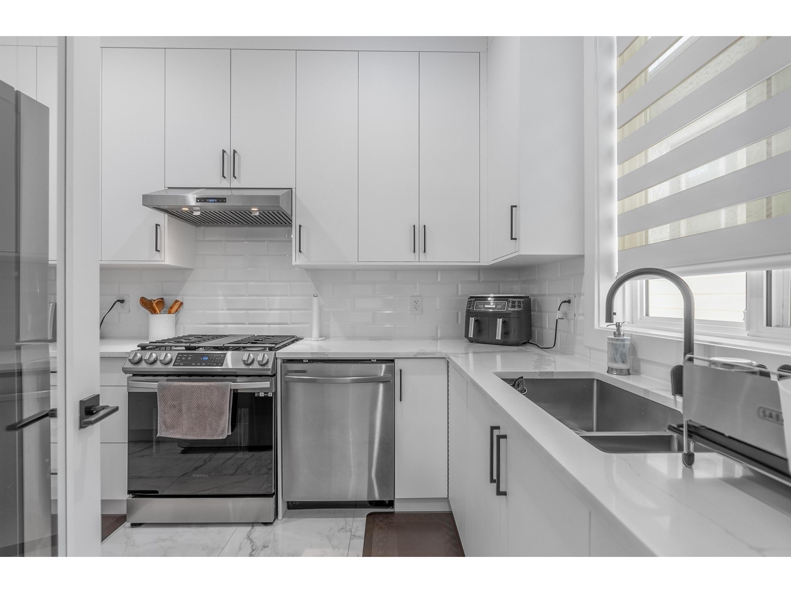 7750 154a Street, Surrey, British Columbia  V3S 1C2 - Photo 13 - R3005505