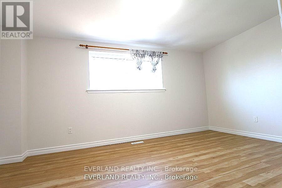 9 - 8 Liszt Gate, Toronto (Hillcrest Village), Ontario  M2H 1G7 - Photo 10 - C12164342
